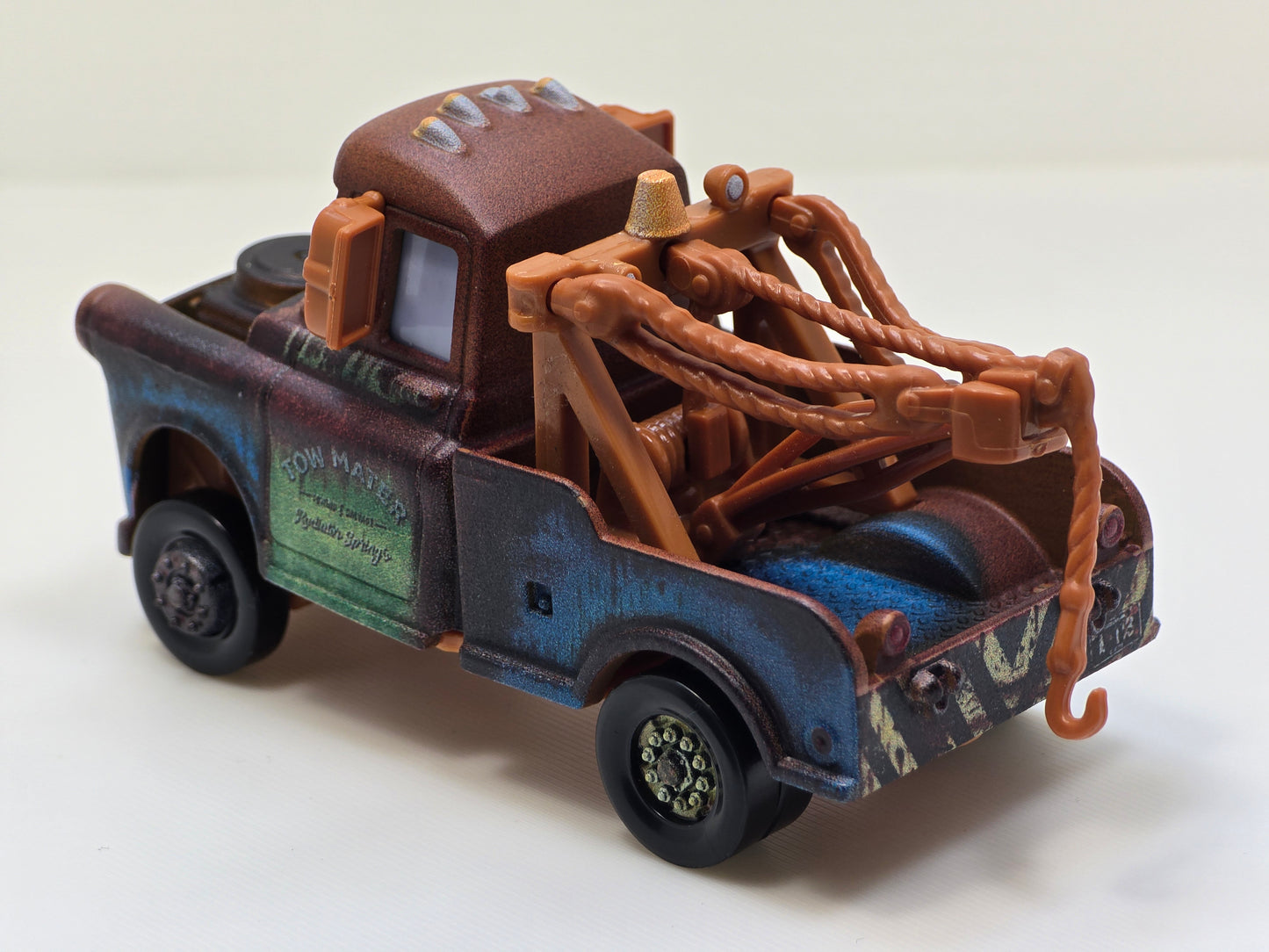 DISNEY PIXAR CARS - ROAD TRIP MATER ( OPEN MOUTH ) - ON THE ROAD SERIES