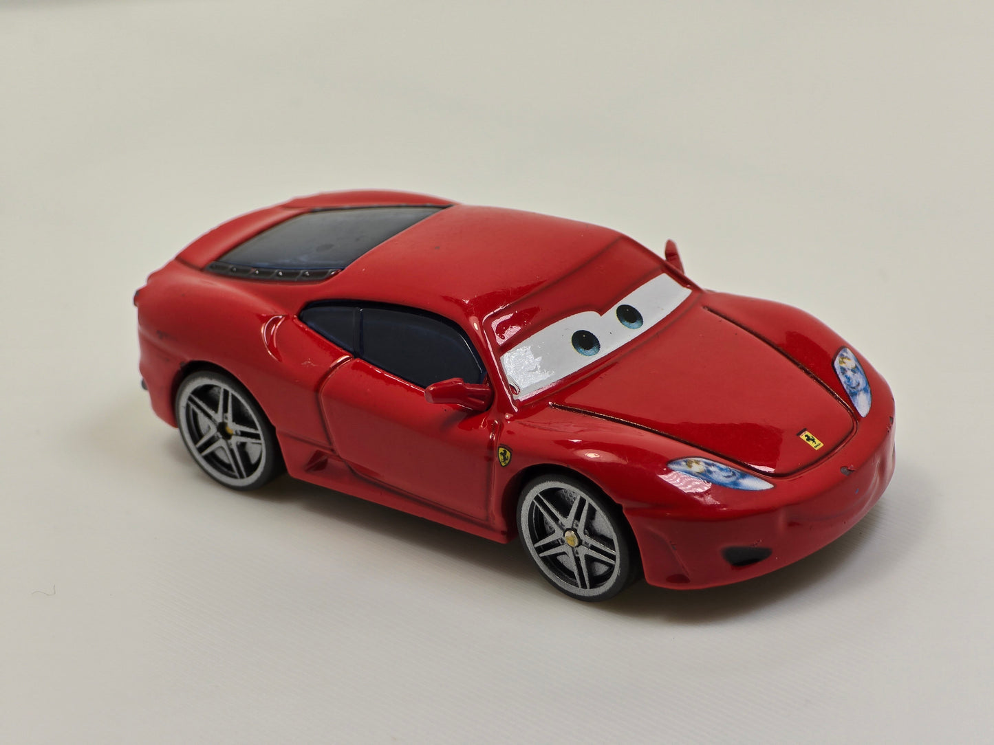 DISNEY PIXAR CARS - FERRARI F430 - MICHAEL SCHUMACHER - PRE OWNED