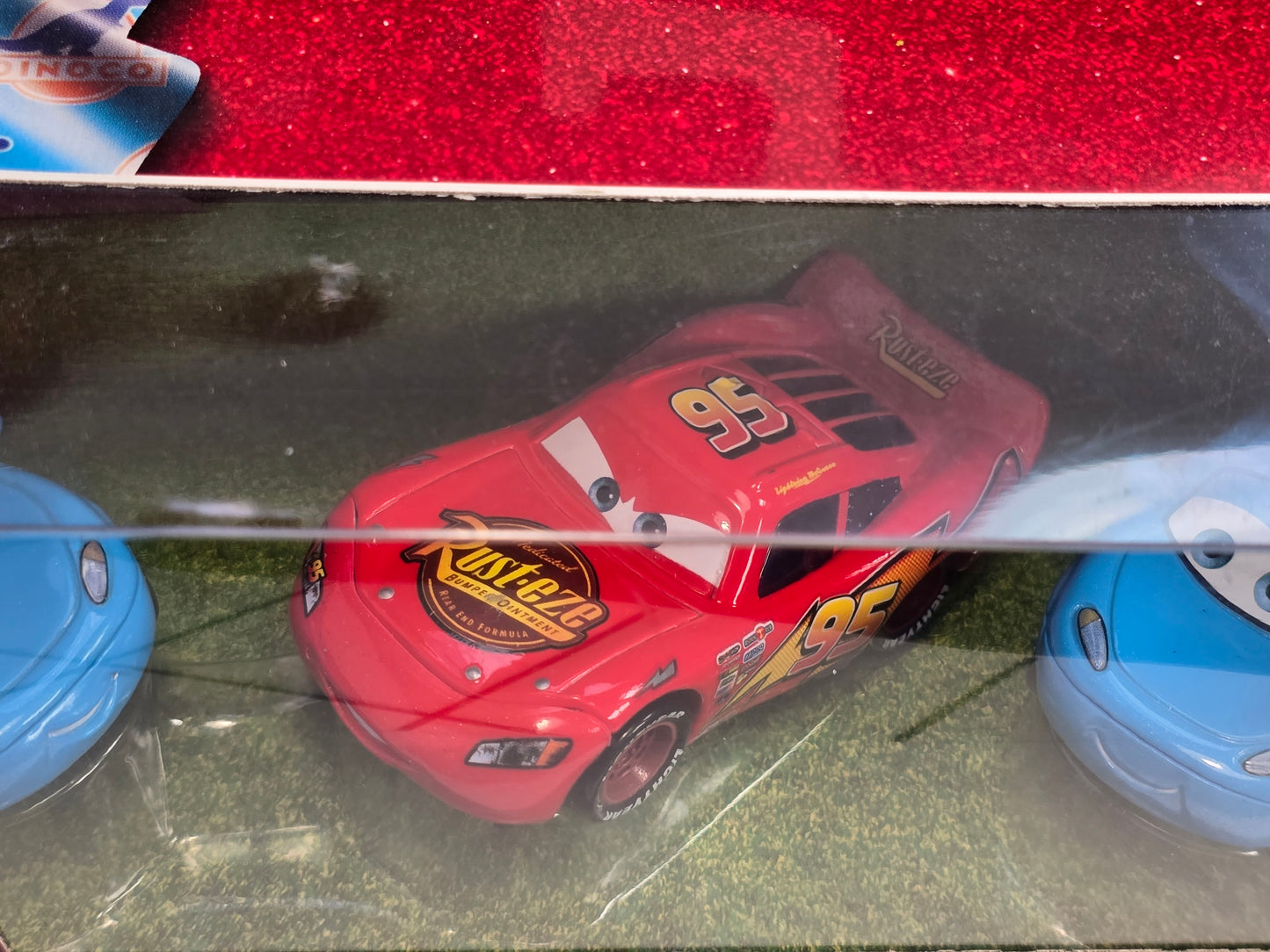 DISNEY PIXAR CARS - LIGHTNING MCQUEEN WITH SHOWGIRLS 1 & 2