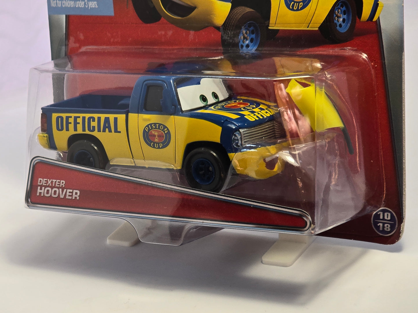 DISNEY PIXAR CARS - DEXTER HOOVER with YELLOW FLAG - 2014