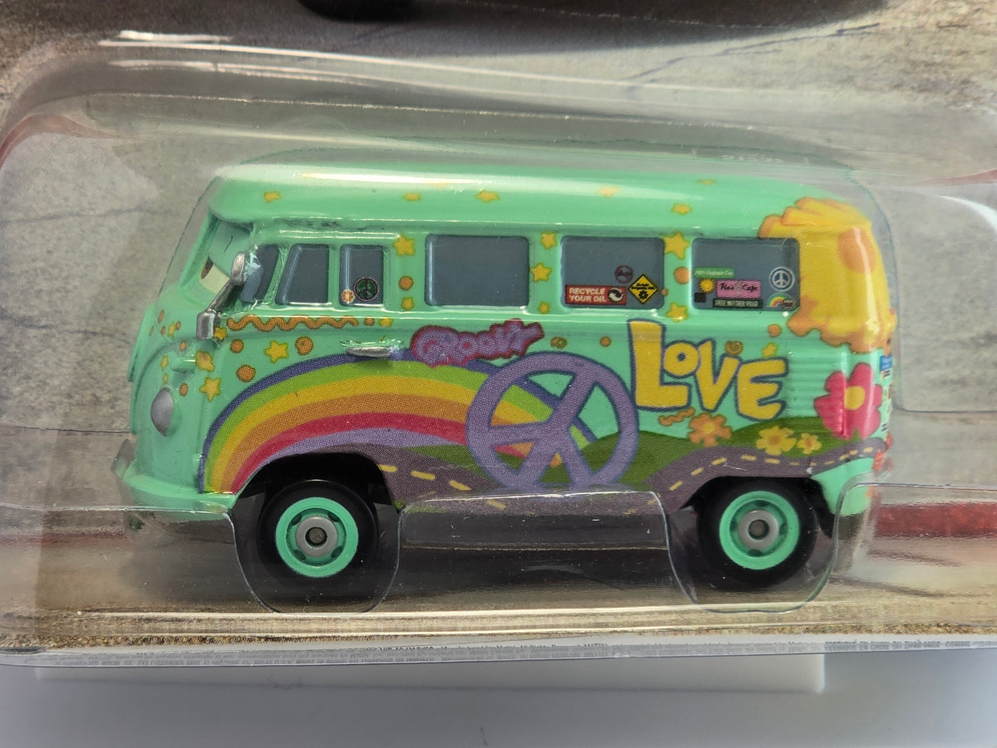 DISNEY PIXAR CARS - FILLMORE - VW CAMPER - SERIES 1 DESERT CARD - 16 BACK