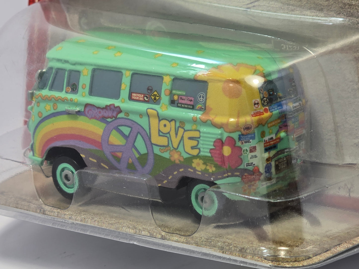 DISNEY PIXAR CARS - FILLMORE - VW CAMPER - SERIES 1 DESERT CARD - 16 BACK