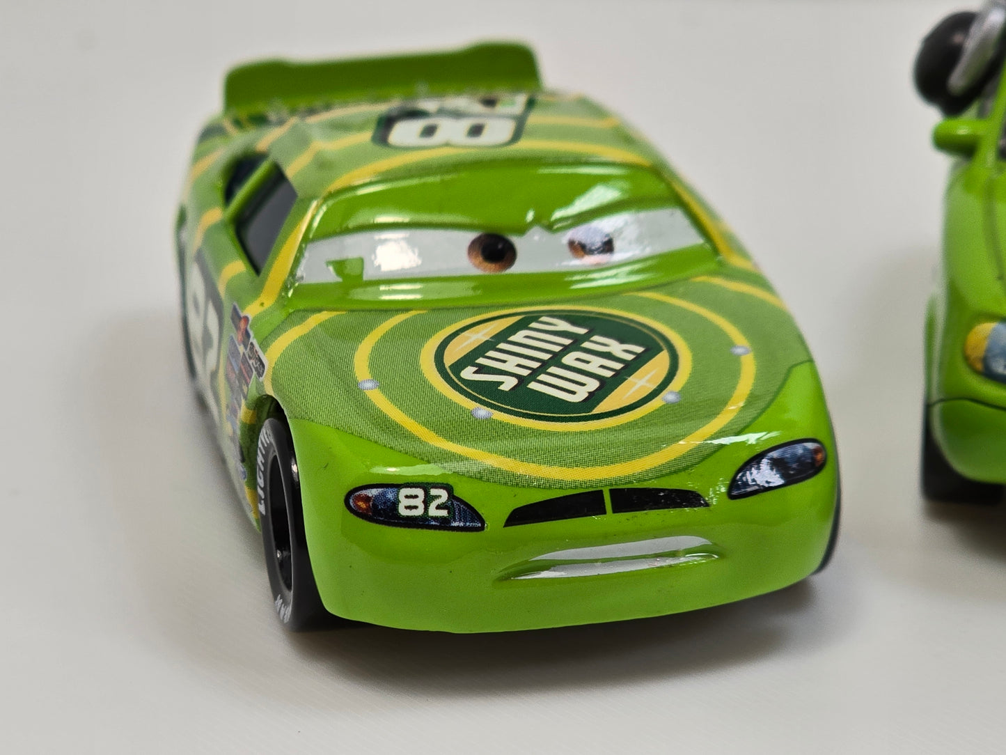 DISNEY PIXAR CARS - SHINY WAX RACE TEAM - PRE OWNED