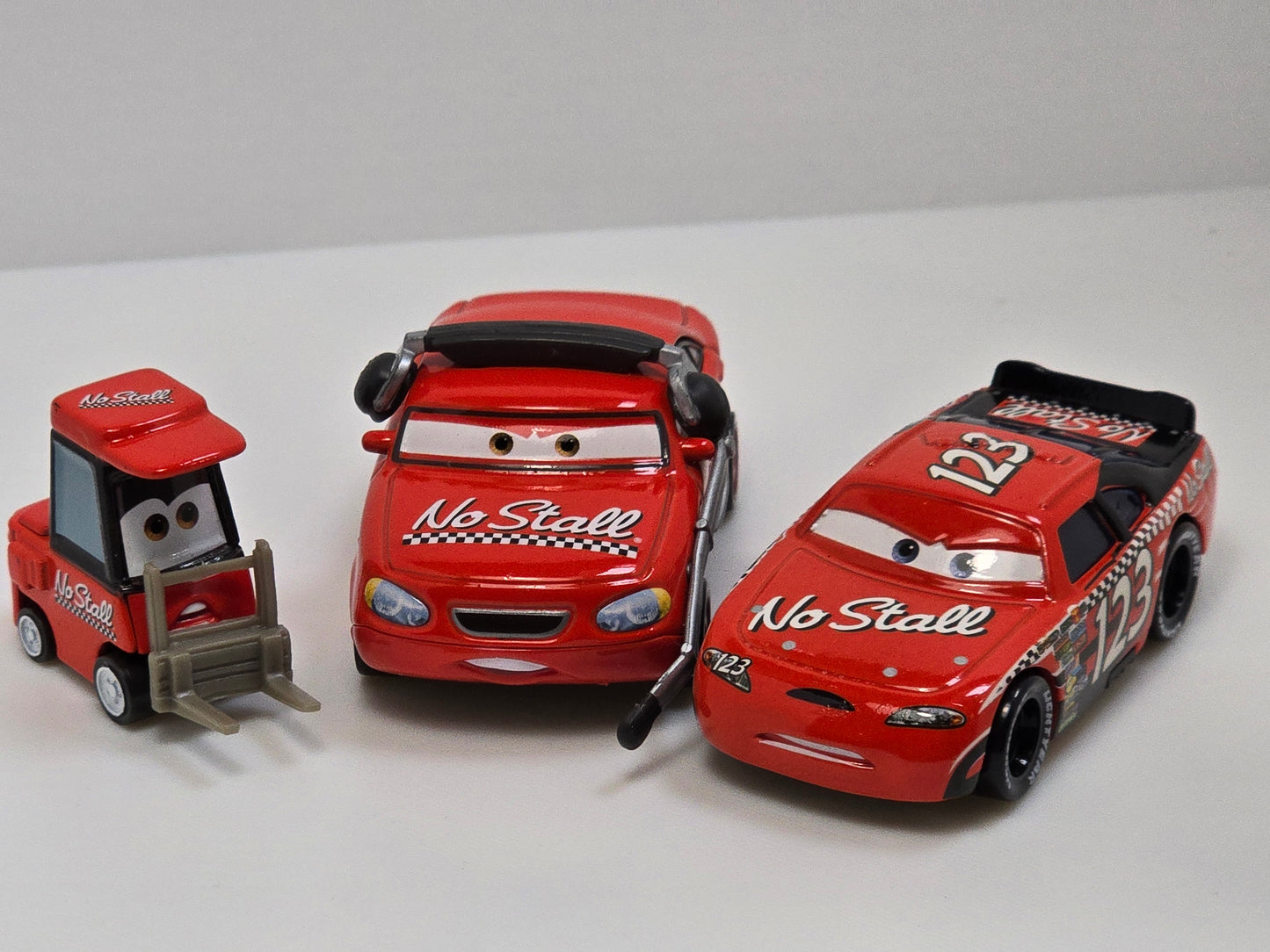 DISNEY PIXAR CARS - NO STALL RACE TEAM - PRE OWNED