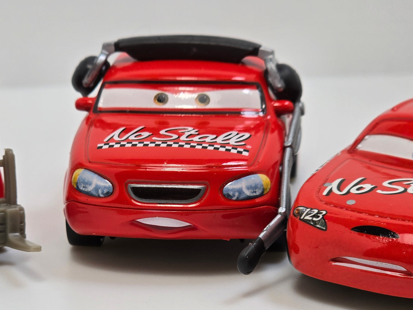 DISNEY PIXAR CARS - NO STALL RACE TEAM - PRE OWNED