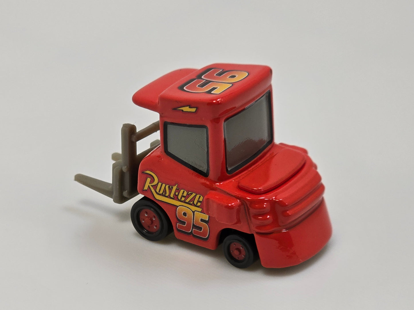DISNEY PIXAR CARS - NOT CHUCK (CHARLES) - RUSTEZE PITTY - PRE OWNED