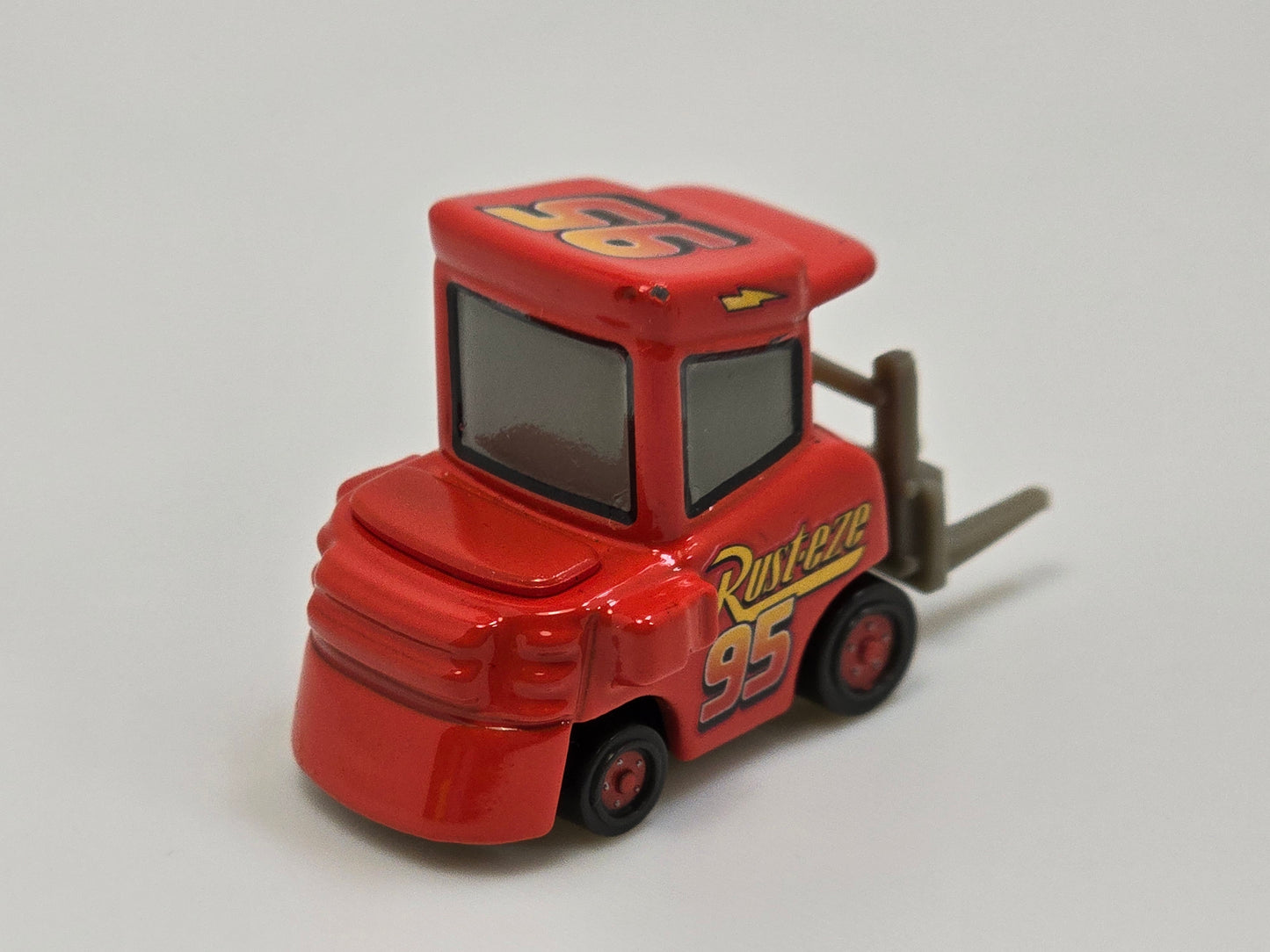 DISNEY PIXAR CARS - NOT CHUCK (CHARLES) - RUSTEZE PITTY - PRE OWNED