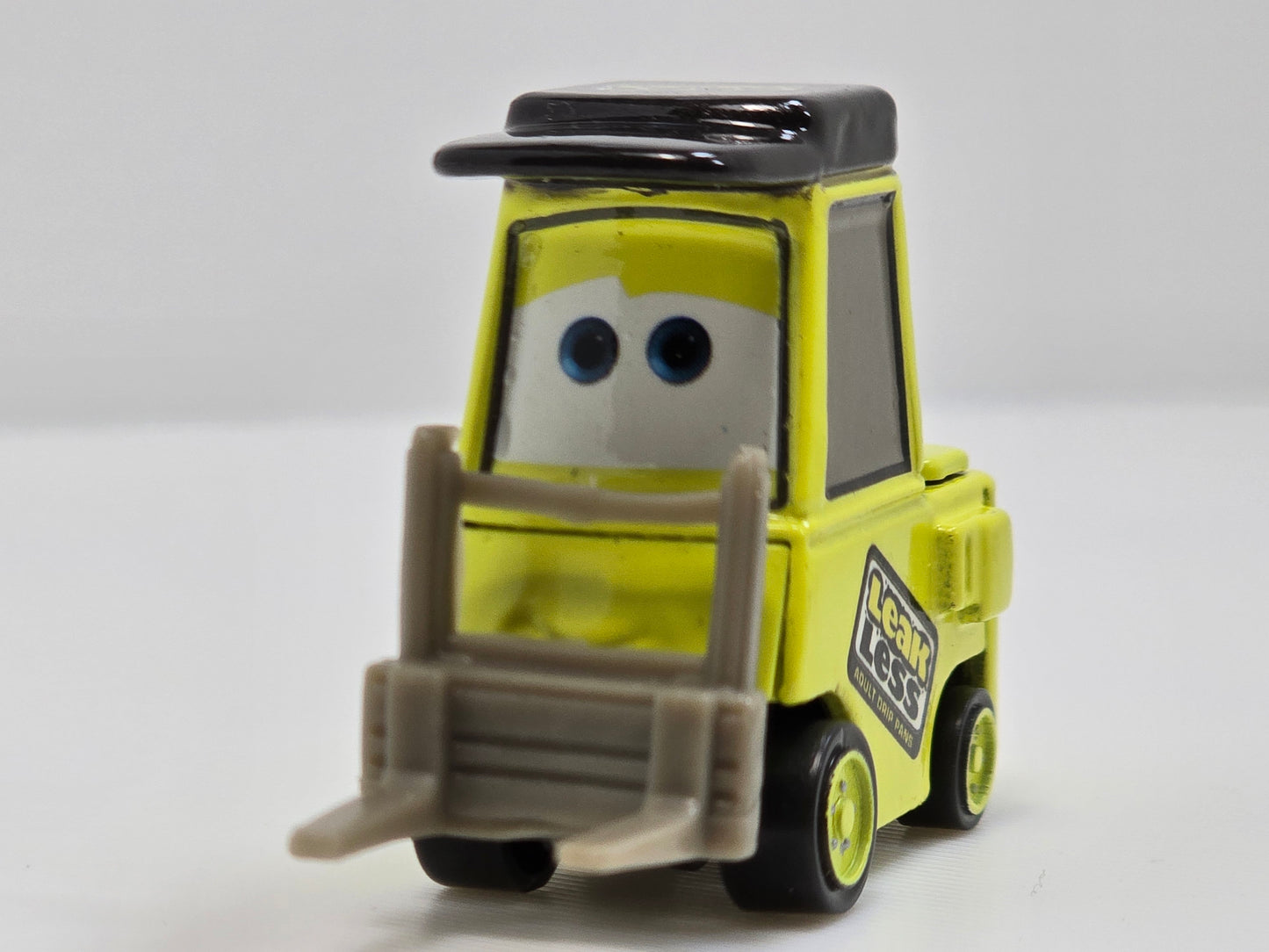 DISNEY PIXAR CARS - STACY - LEAK LESS PITTY - PRE OWNED