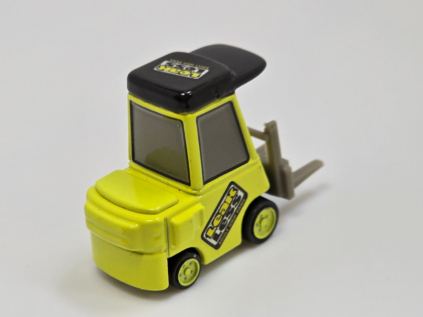 DISNEY PIXAR CARS - STACY - LEAK LESS PITTY - PRE OWNED