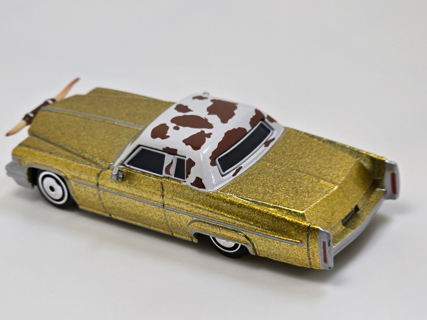 DISNEY PIXAR CARS - TEX DINOCO - PRE OWNED