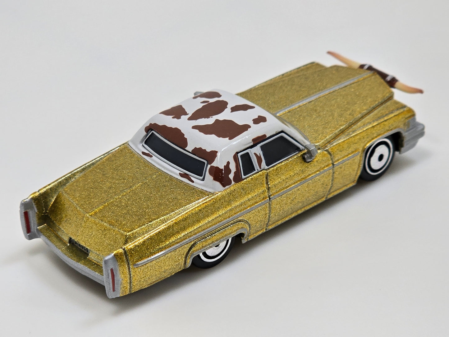 DISNEY PIXAR CARS - TEX DINOCO - PRE OWNED