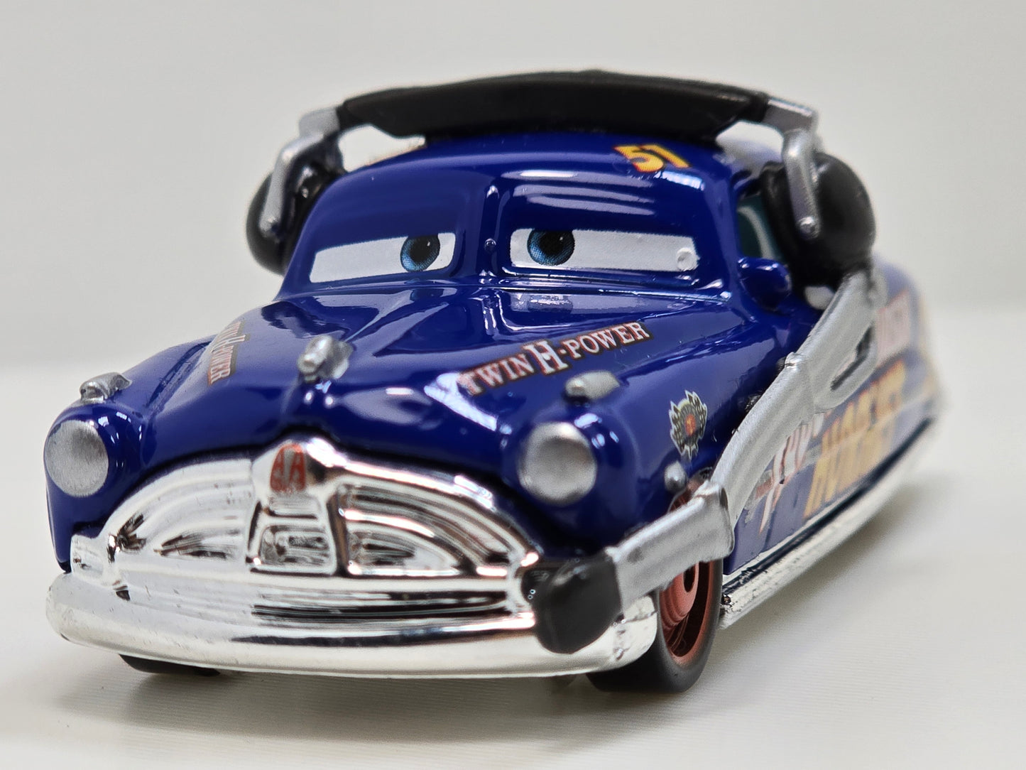 DISNEY PIXAR CARS - FABULOUS HUDSON HORNET WITH HEADSET - PRE OWNED