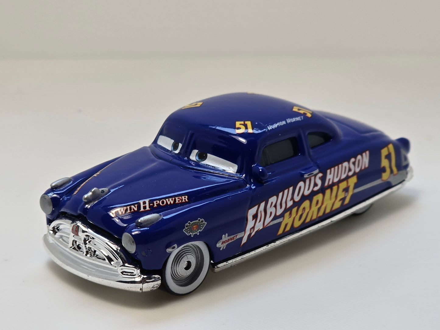 DISNEY PIXAR CARS - FABULOUS HUDSON HORNET - PRE OWNED
