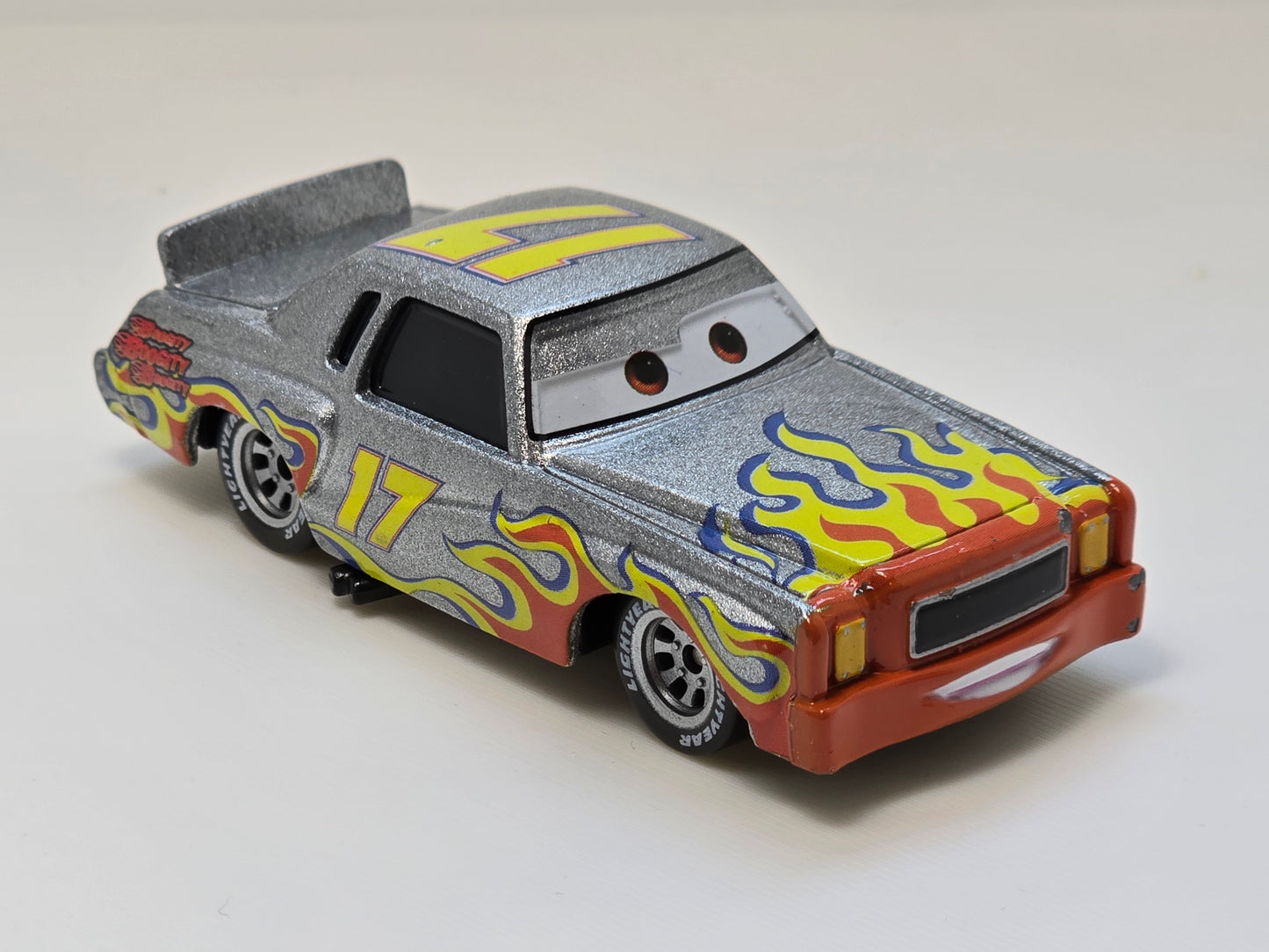DISNEY PIXAR CARS - DARRELL CARTRIP - PRE OWNED