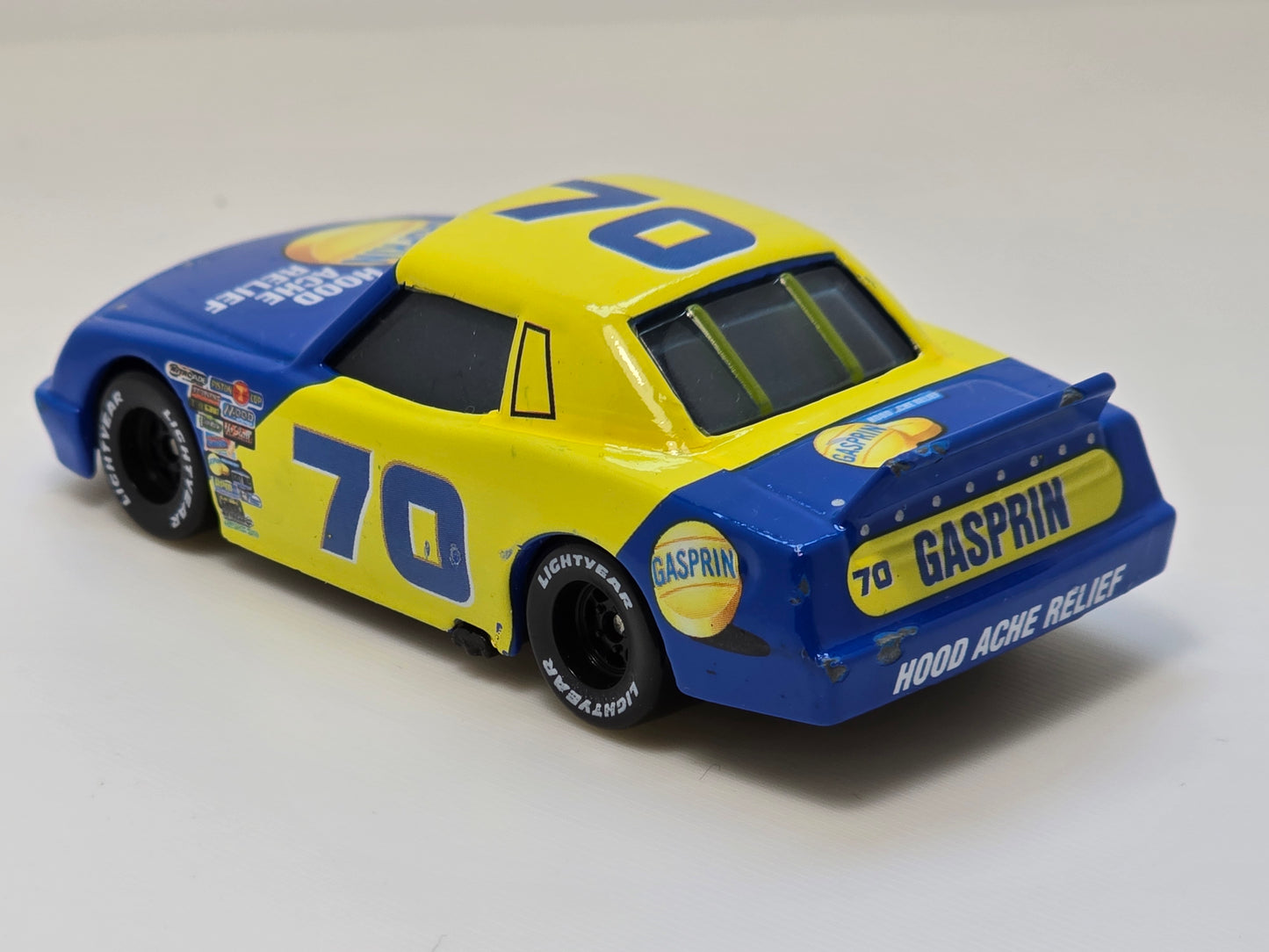 DISNEY PIXAR CARS - FLOYD MULVIHILL #70 GASPIRIN - " HOOD ACHE RELIEF" - PRE OWNED