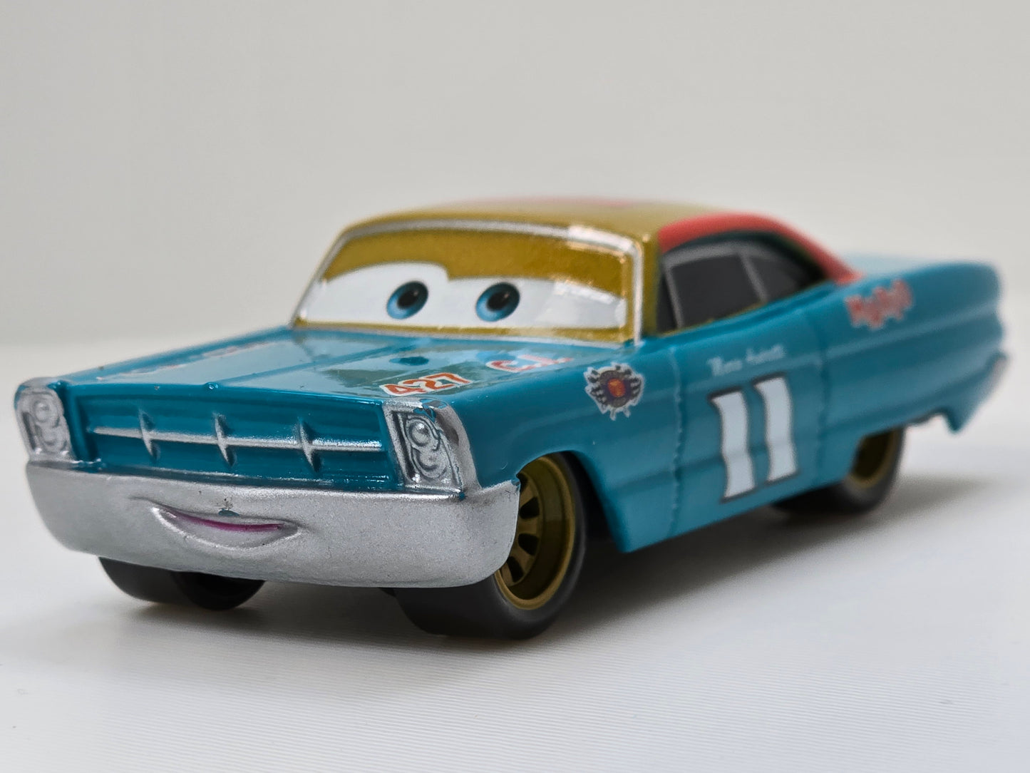 DISNEY PIXAR CARS - MARIO ANDRETTI #11 - PRE OWNED