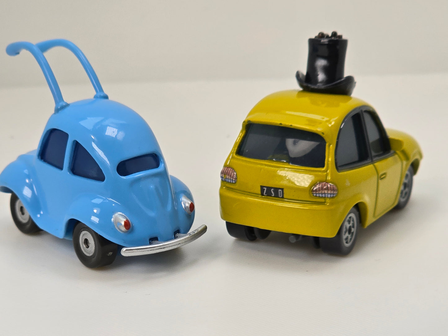 DISNEY PIXAR CARS - FLIK AND P.T FLEA - MOVIE MOMENTS - PRE OWNED