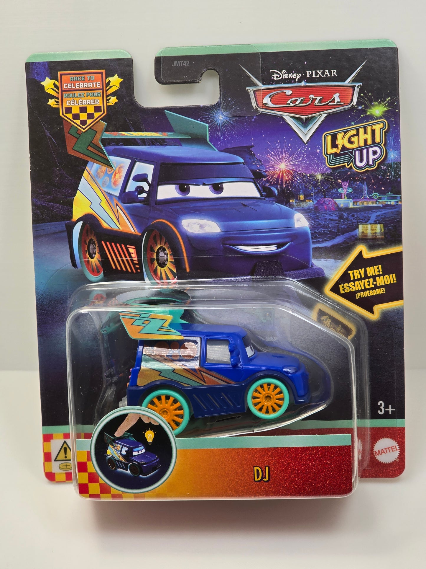 DISNEY PIXAR CARS  - RACE TO CELEBRATE - LIGHT UP - DJ