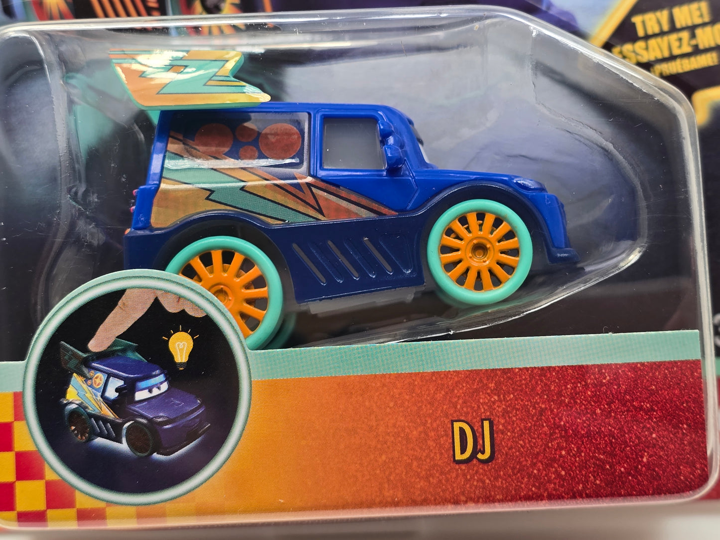 DISNEY PIXAR CARS  - RACE TO CELEBRATE - LIGHT UP - DJ