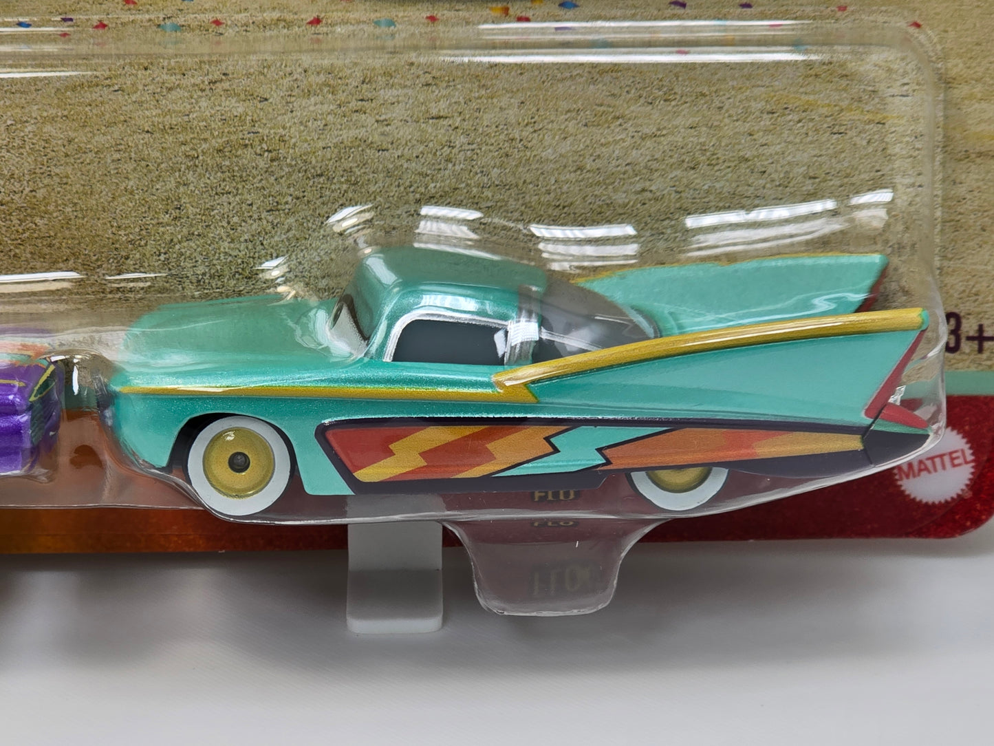 DISNEY PIXAR CARS  - RACE TO CELEBRATE - RAMONE & FLO - 2 PACK