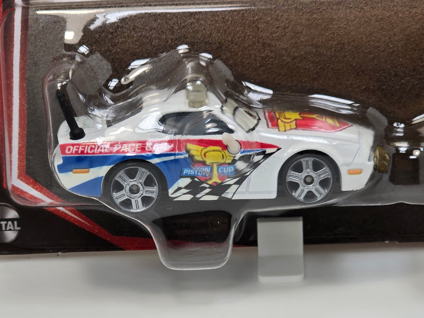 DISNEY PIXAR CARS  - 20th ANNIVERSARY - PAT TRAXSON & JEFF GORVETTE - 2 PACK