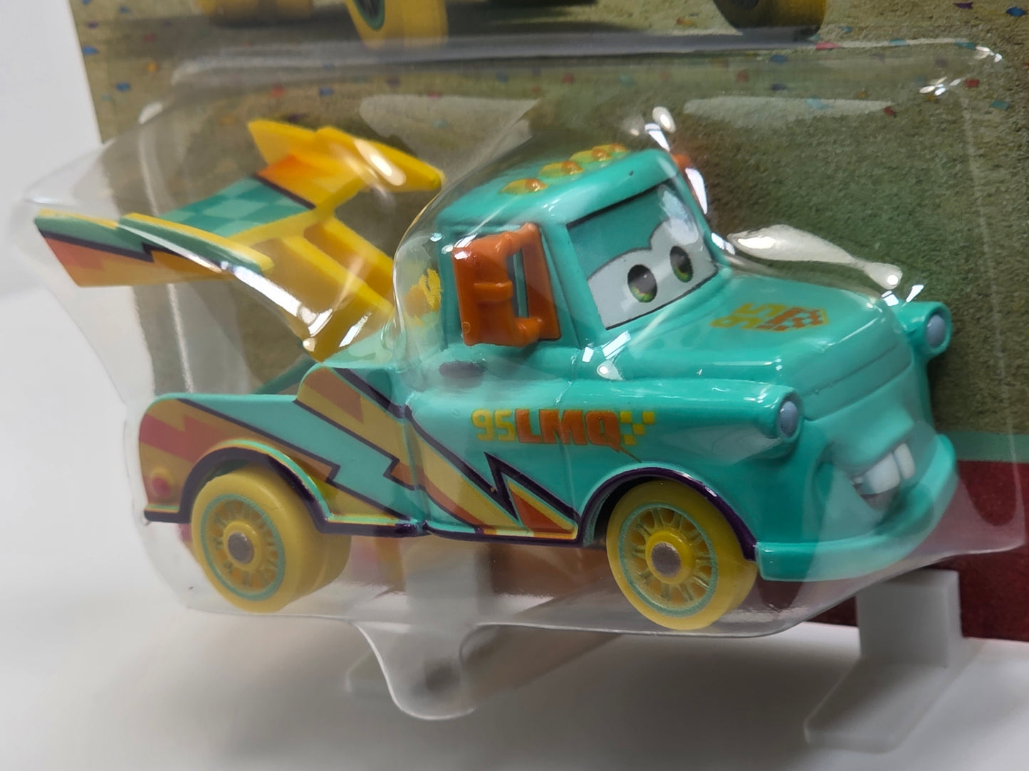 DISNEY PIXAR CARS - RACE TO CELEBRATE - MATER