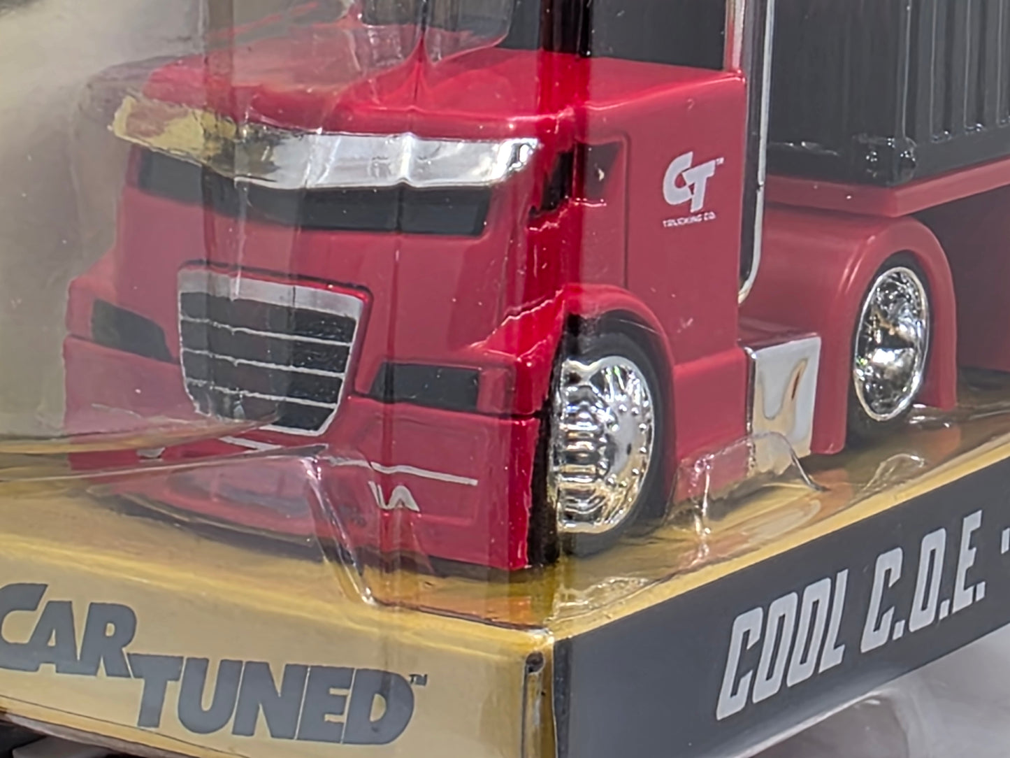 CAR TUNED RIGS SERIES 2 - COOL C.O.E. - RED with BLACK CONTAINER #01