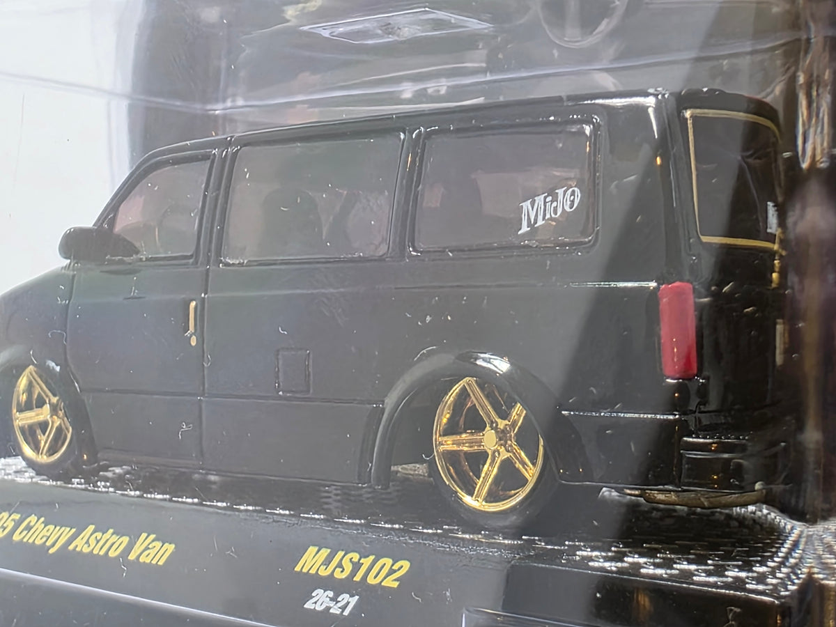 M2 MACHINES - MiJo SLOW AND LOW - 1995 CHEVY ASTRO VAN - BLACK - CHASE MJS102
