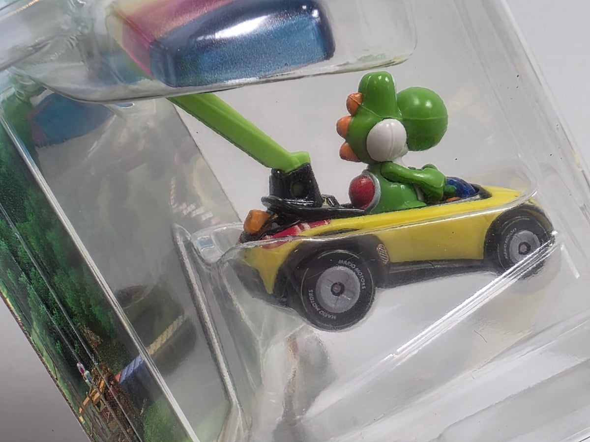 HOT WHEELS MARIO KART - YOSHI - SPORTS COUPE - PARAFOIL - NEW