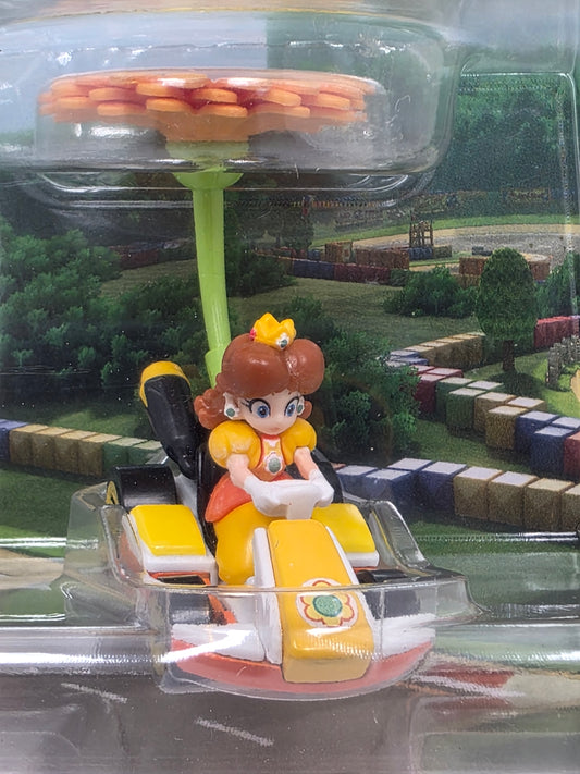 HOT WHEELS MARIO KART - PRINCESS DAISY - STANDARD KART - FLOWER GLIDER - NEW