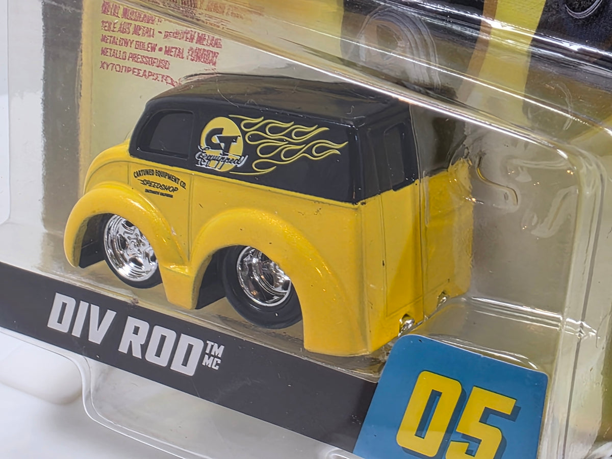 CAR TUNED - MGA -SERIES 7 ALT - DIV-ROD - YELLOW & BLACK #05 - NEW