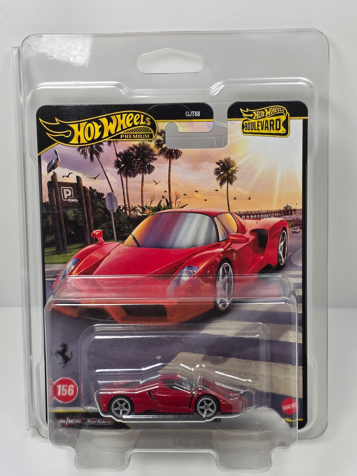 HOT WHEELS PREMIUM BOULEVARD FERRARI ENZO NEW INCLUDES PROTECTOR - JHW22 -NEW