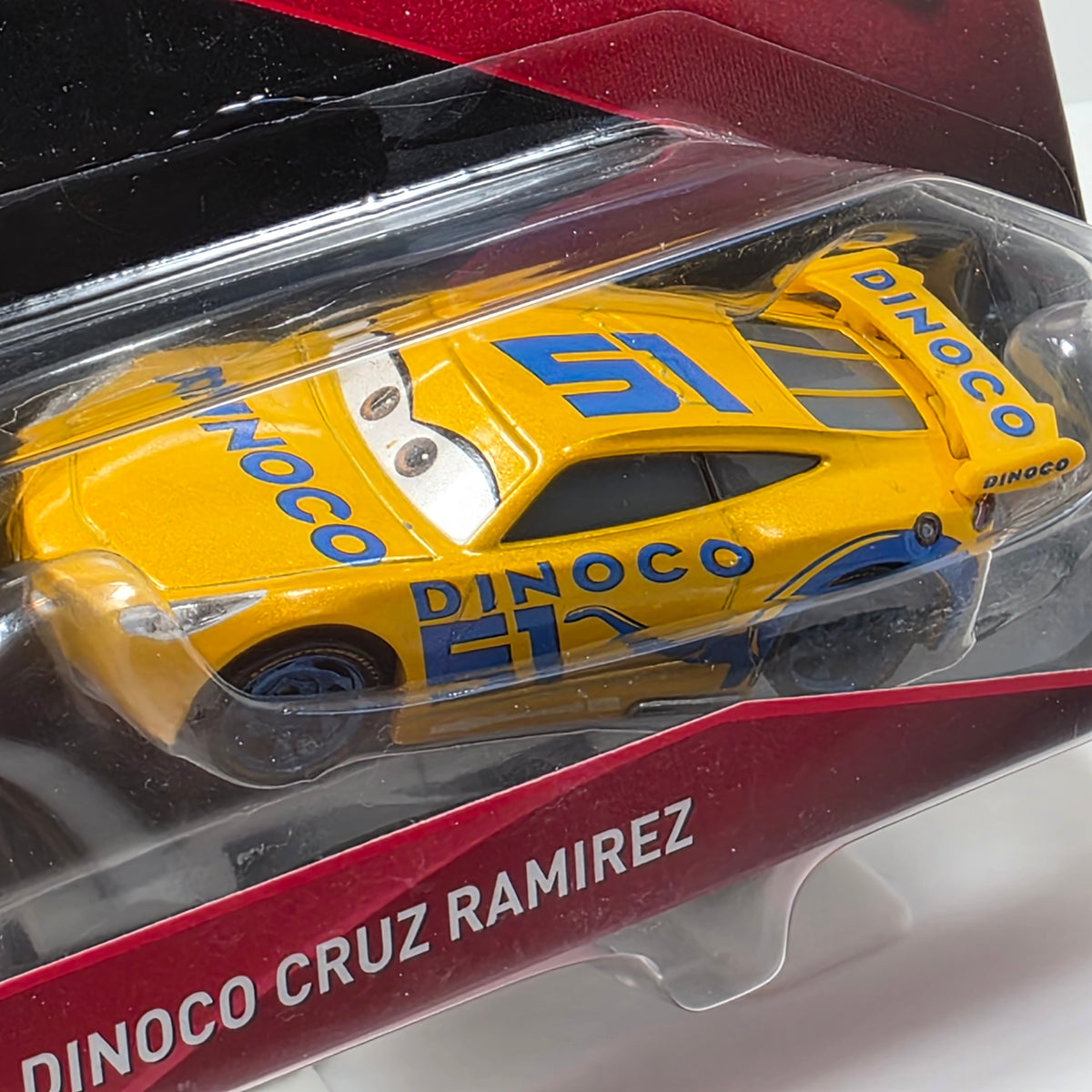 DISNEY PIXAR CARS 3 - DINOCO CRUZ RAMIREZ #51 - PISTON CUP RACER 2017 NEW