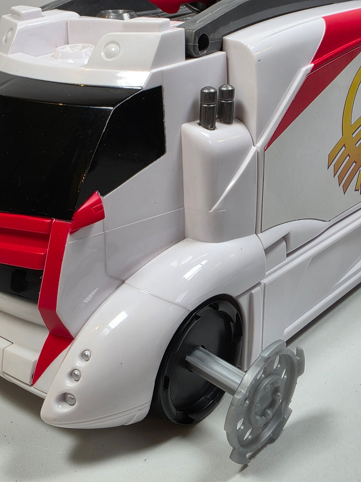 Hot Wheels Speed Racer Mach 6 & Battle Rig Transporter Playset M4210 PRE OWNED