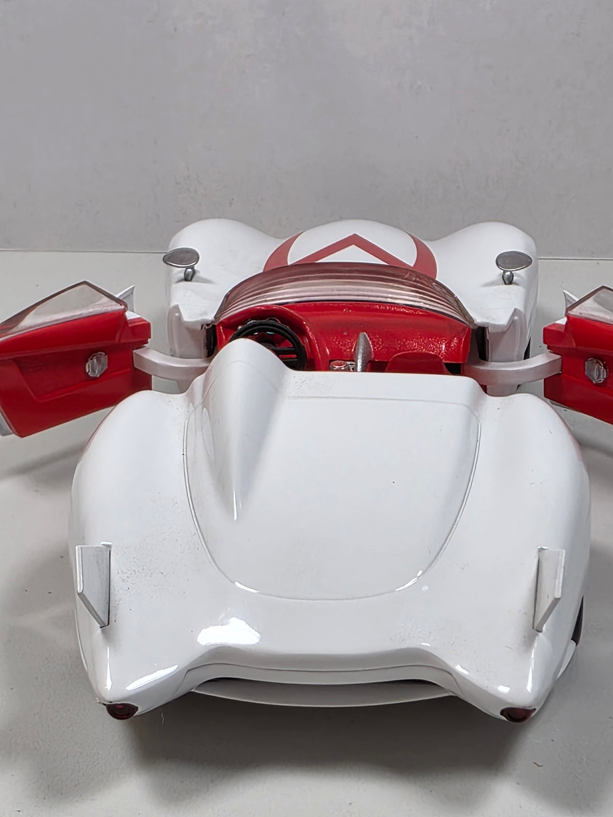 HOT WHEELS - SPEED RACER - MACH 5 - M5978 2008 - 1/24 SCALE - PREOWNED