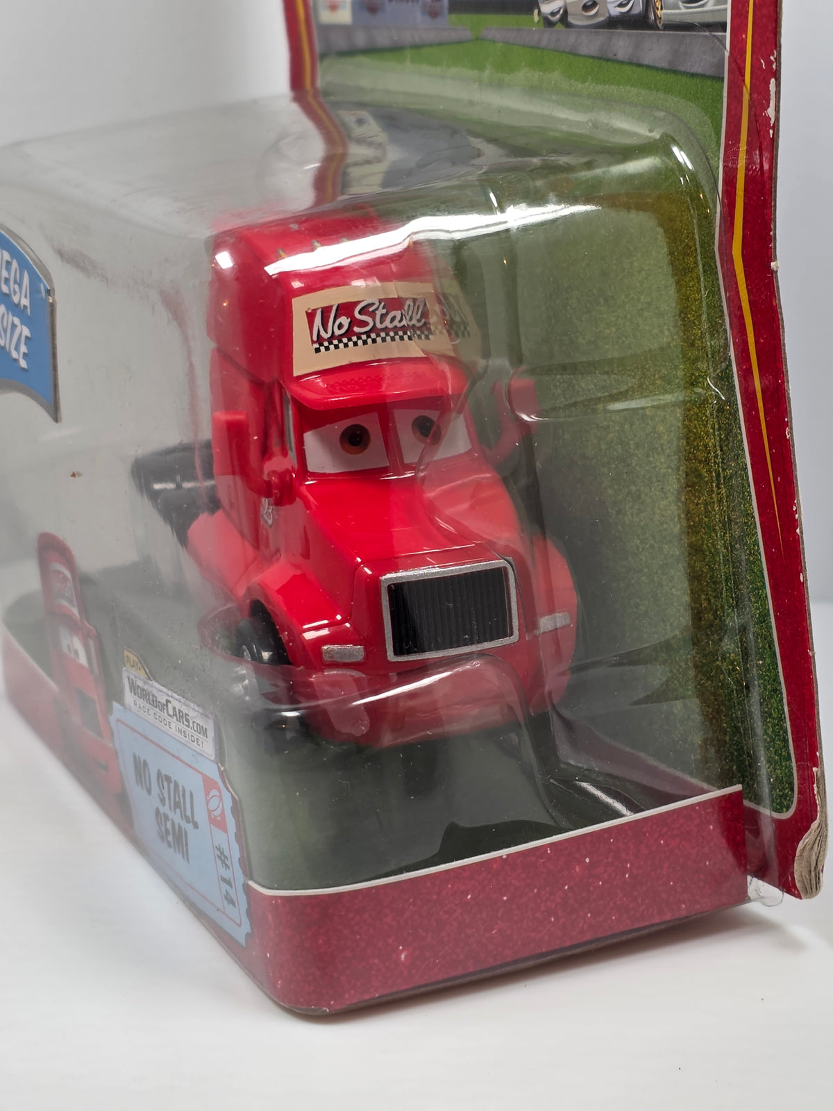 DISNEY PIXAR CARS - THE WORLD OF CARS - NO STALL CAB - RED - 2009 - NEW
