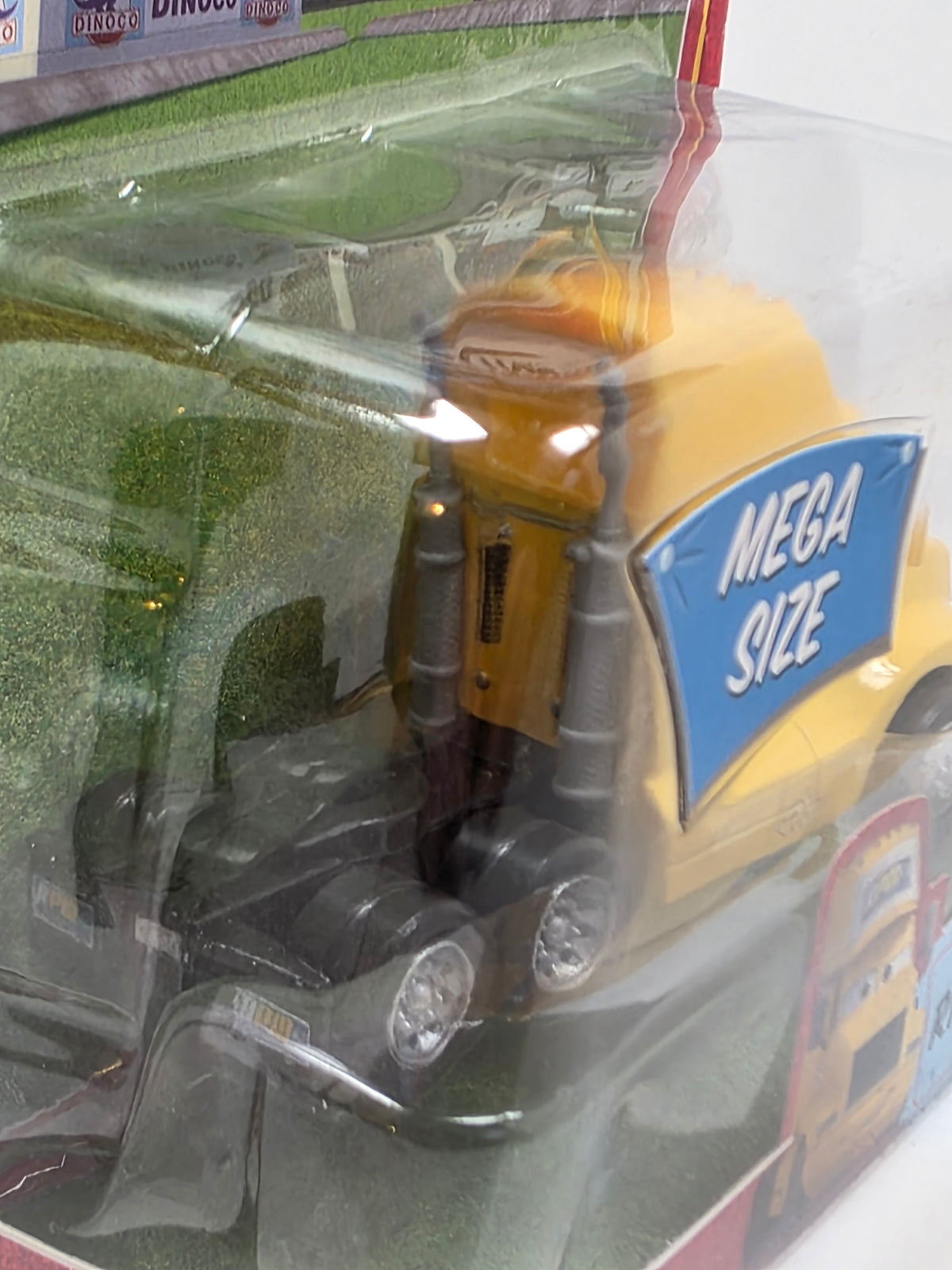 DISNEY PIXAR CARS - THE WORLD OF CARS - RPM SEMI - YELLOW - 2009 - NEW