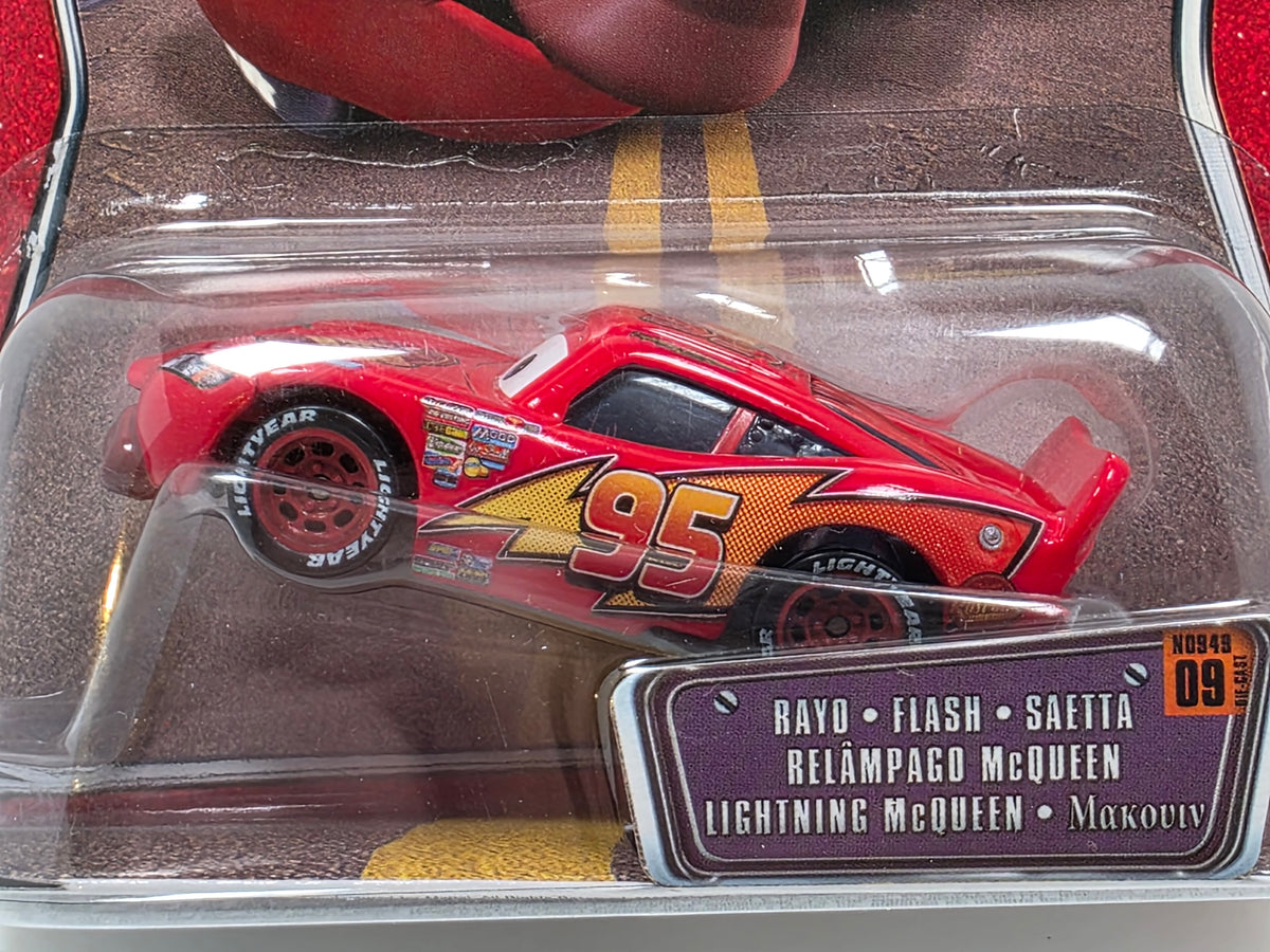 DISNEY PIXAR CARS - THE WORLD OF CARS - TONGUE LIGHTNING MCQUEEN - 2008 - NEW