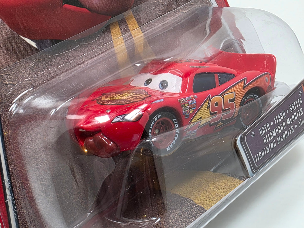 DISNEY PIXAR CARS - THE WORLD OF CARS - TONGUE LIGHTNING MCQUEEN - 2008 - NEW
