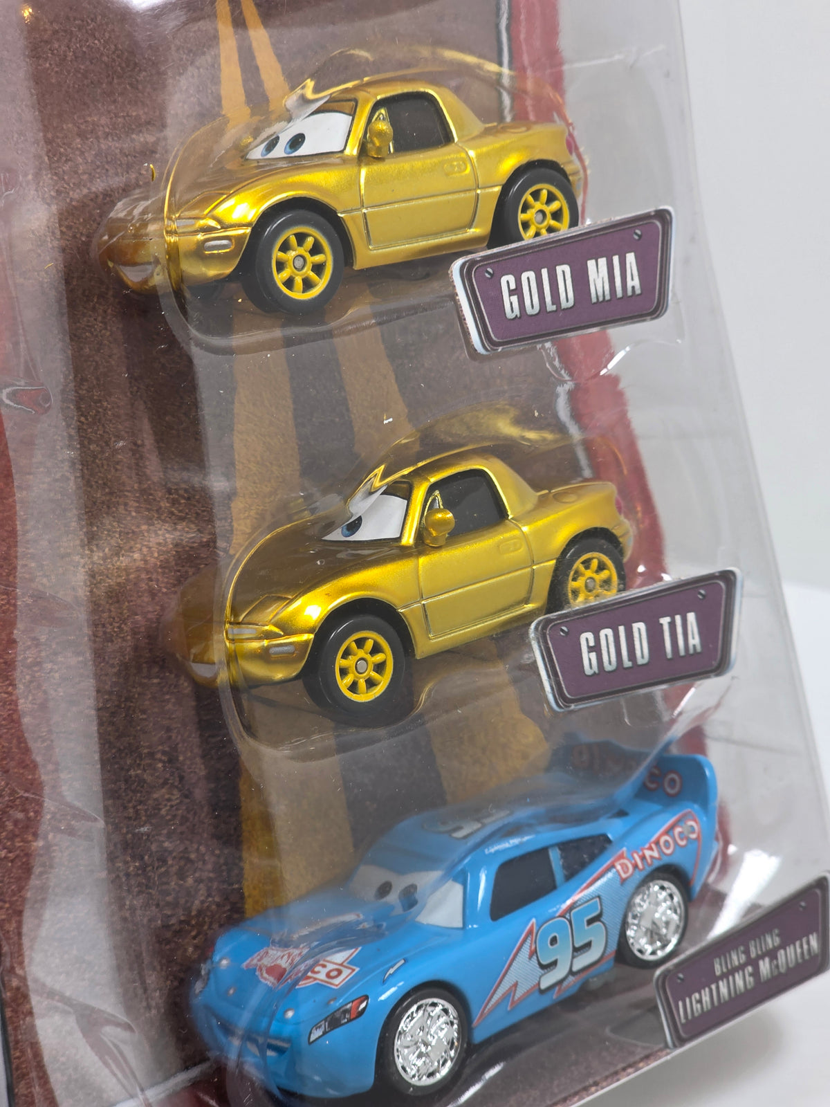 DISNEY PIXAR CARS - THE WORLD OF CARS - DINOCO DREAM GIFT PACK  - 2007 - NEW