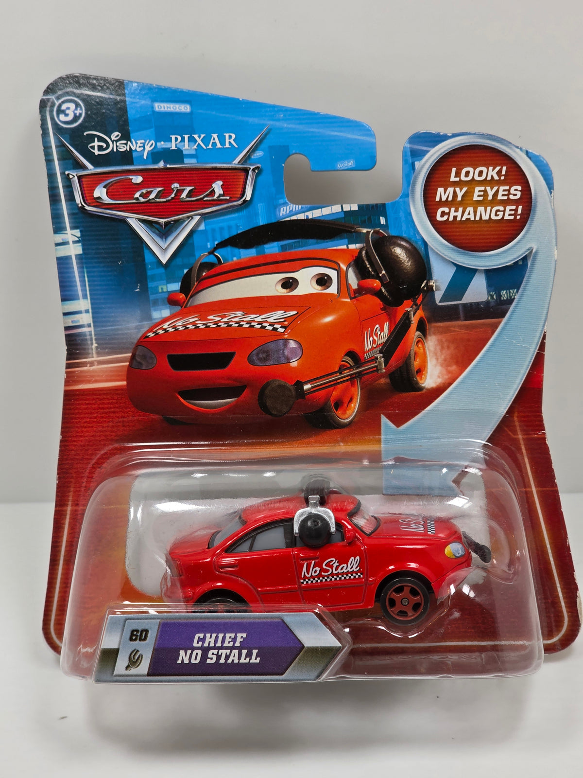 DISNEY PIXAR CARS - ROMAN DUNES NO STALL PIT CREW CHIEF - MOVING EYES - 2010 - NEW