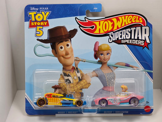HOT WHEELS SUPERSTAR SPEEDERS - TOY STORY 5 WOODY & BO PEEP - NEW
