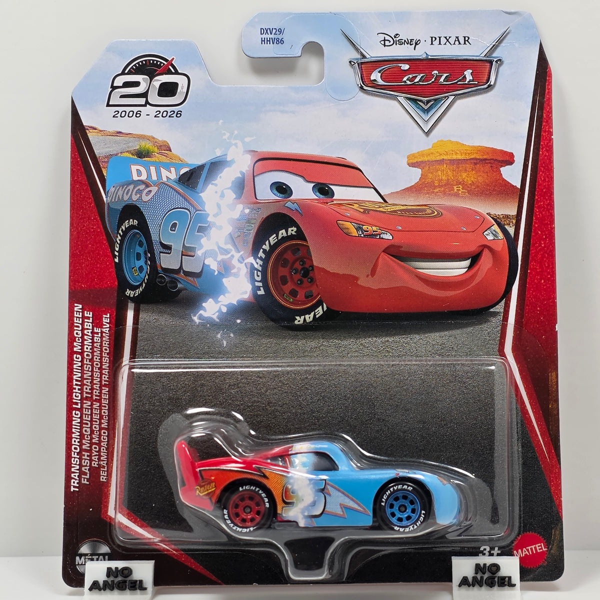 DISNEY PIXAR CARS - TRANSFORMING LIGHTNING McQUEEN 20th ANNIVERSARY - NEW