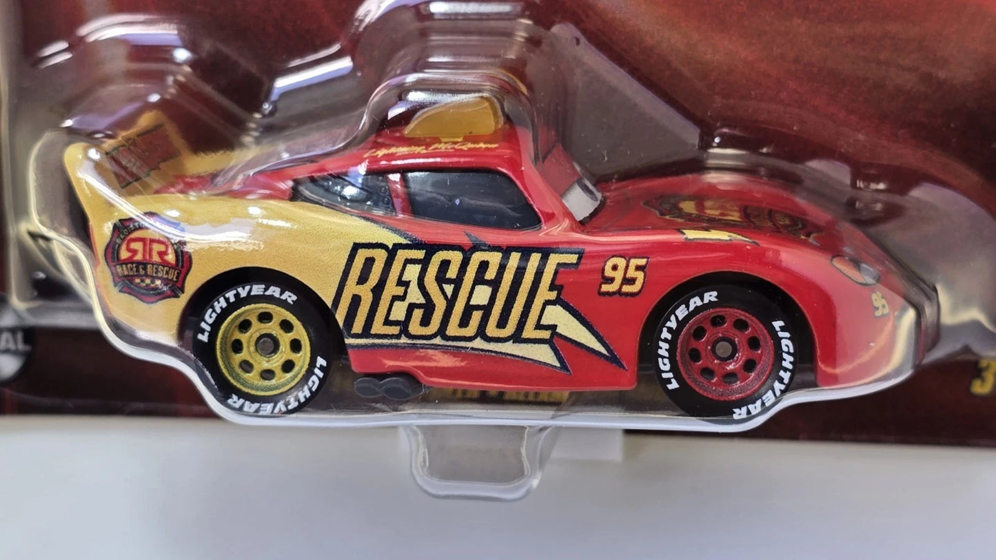 DISNEY PIXAR CARS - RACE AND RESCUE - LIGHTNING MCQUEEN #95