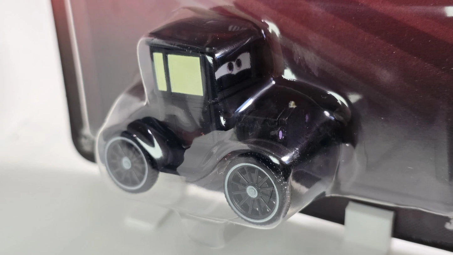 DISNEY PIXAR CARS - LIZZIE
