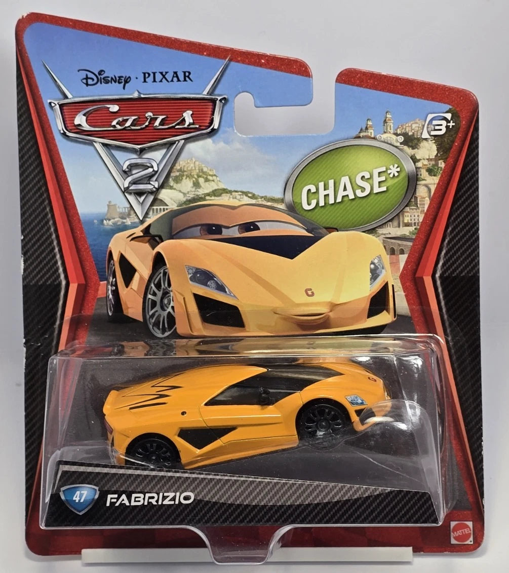 DISNEY PIXAR CARS 2 - FABRIZIO - RETIRED RACER - CHASE - NEW