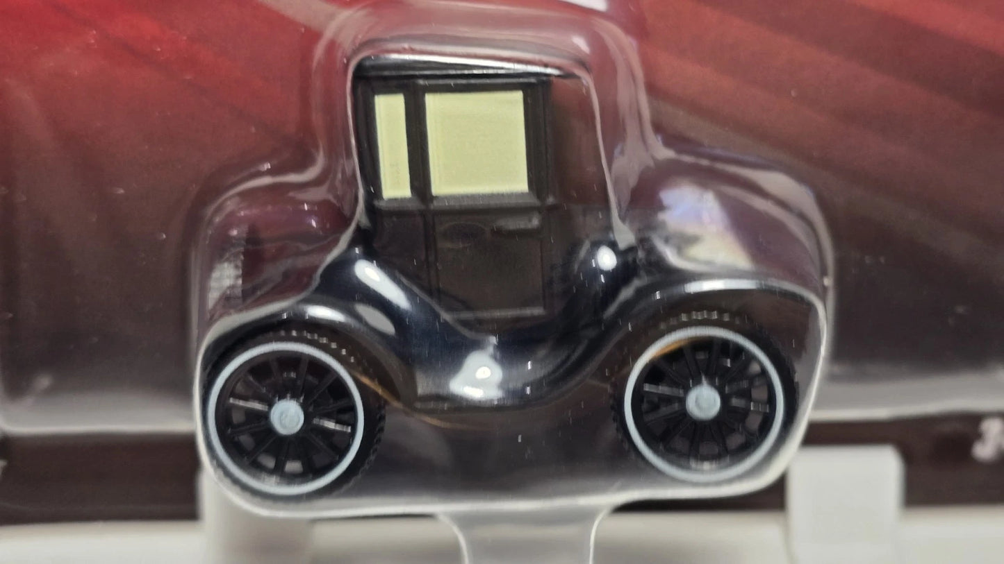 DISNEY PIXAR CARS - LIZZIE