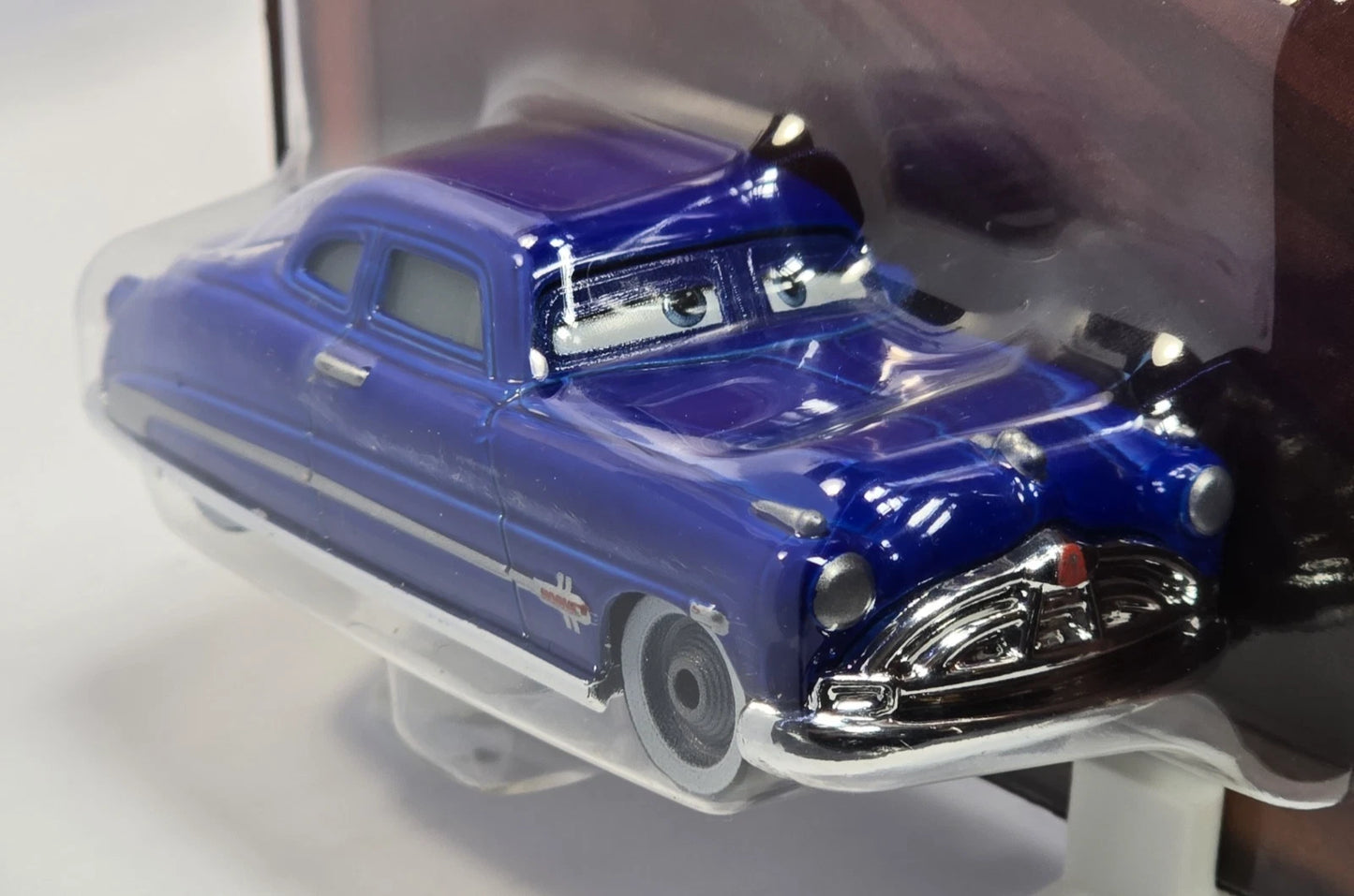 DISNEY PIXAR CARS - DOC HUDSON - RADIATOR SPRINGS