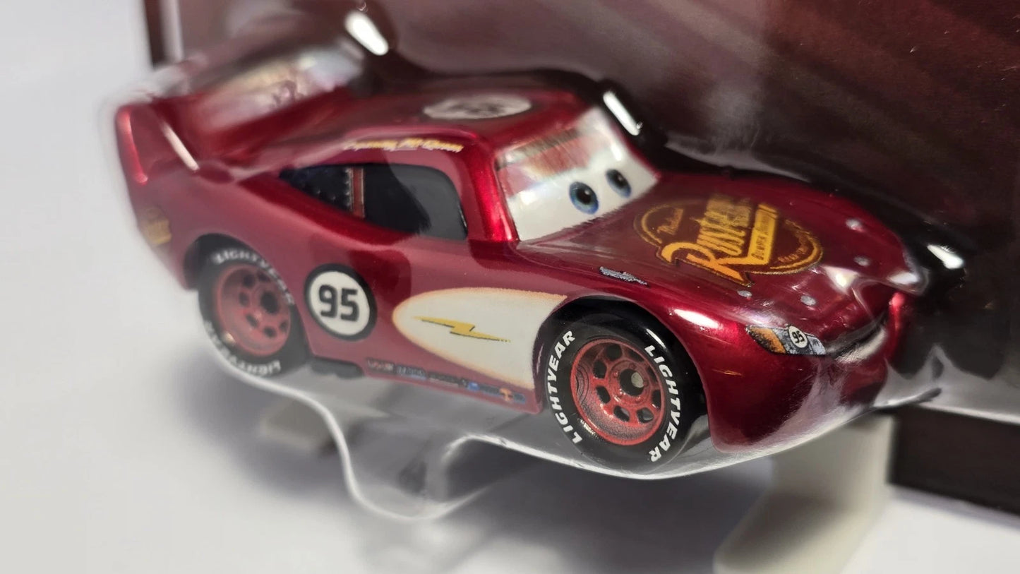 DISNEY PIXAR CARS - RADIATOR SPRINGS LIGHTNING MCQUEEN